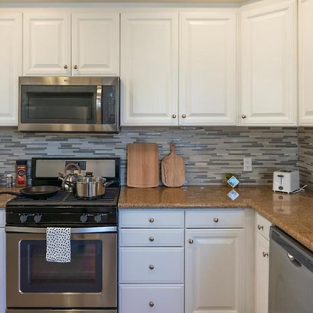 Amazing 2 Bedroom 7 Min From Disneyland W Free Parking Anaheim Extérieur photo