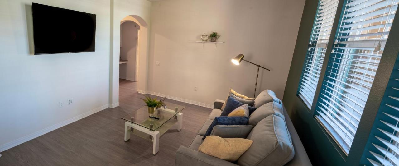 Amazing 2 Bedroom 7 Min From Disneyland W Free Parking Anaheim Extérieur photo